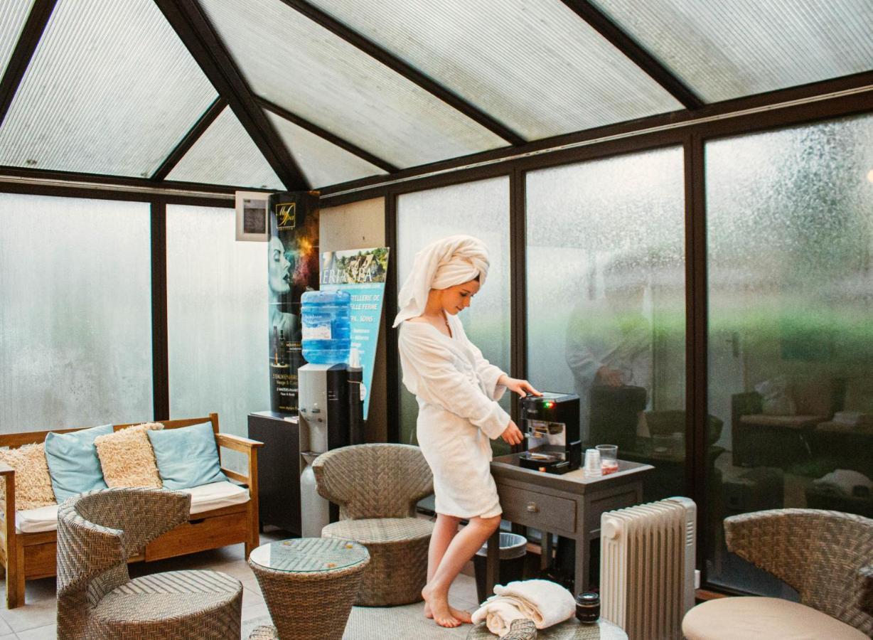 Hostellerie Et Spa De La Vieille Ferme Криэль-сюр-Мер Экстерьер фото