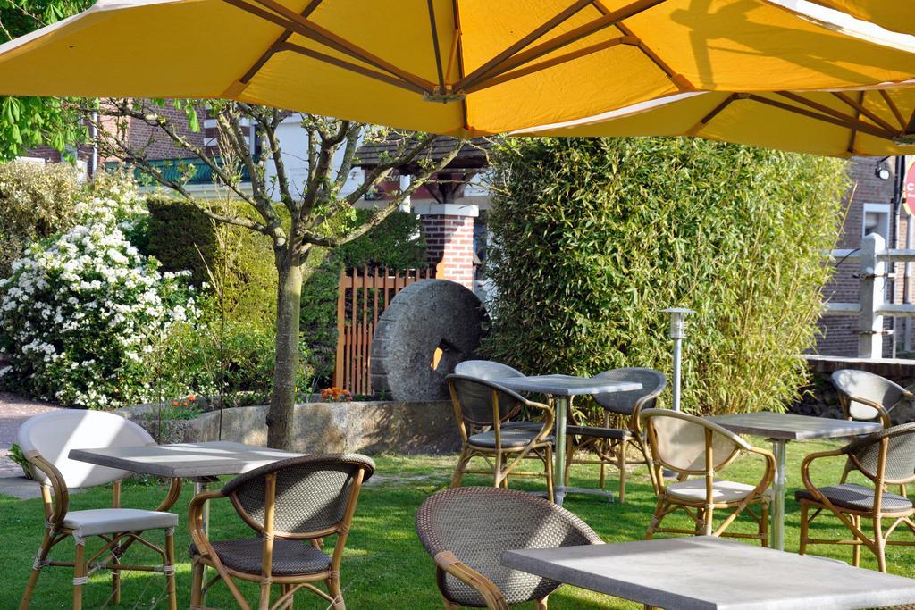 Hostellerie Et Spa De La Vieille Ferme Криэль-сюр-Мер Экстерьер фото