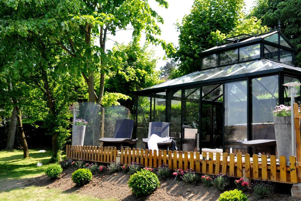 Hostellerie Et Spa De La Vieille Ferme Криэль-сюр-Мер Экстерьер фото