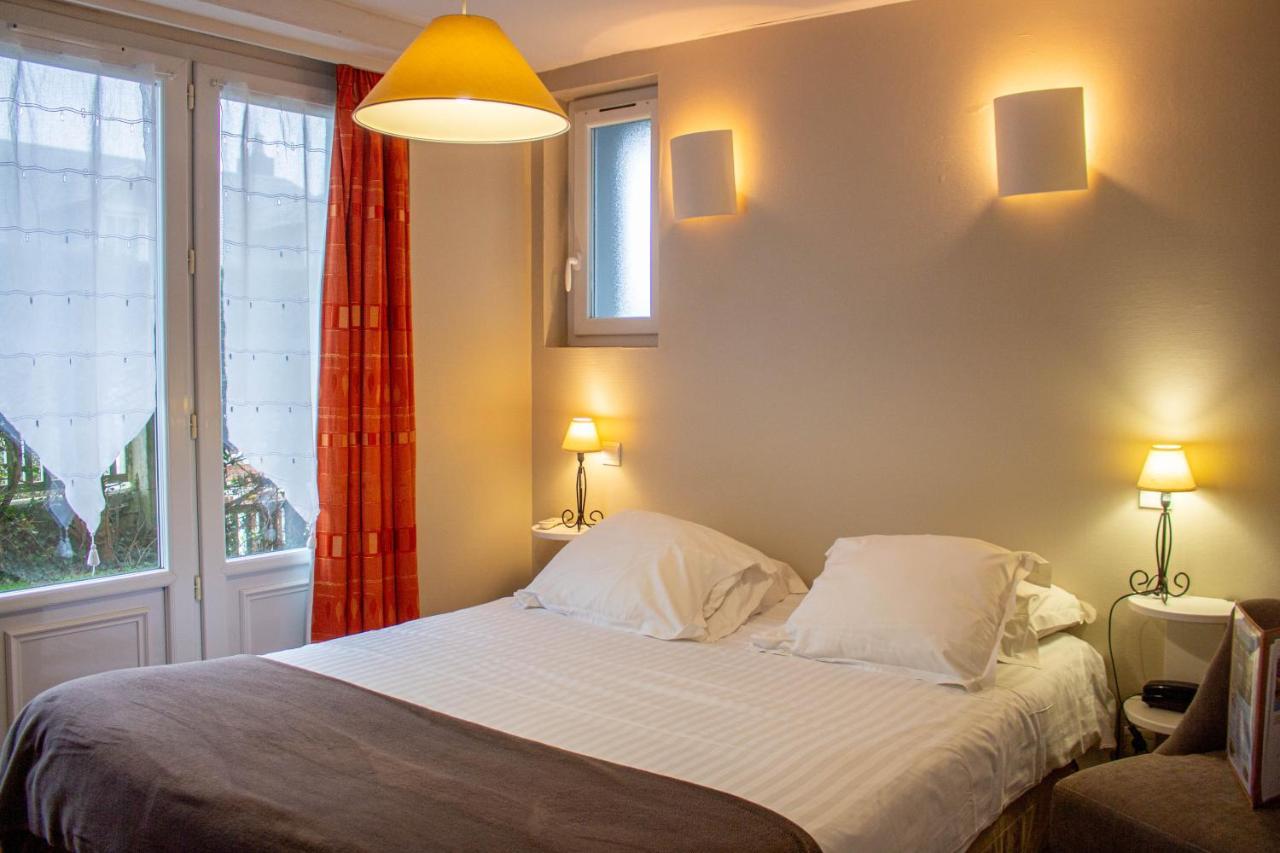 Hostellerie Et Spa De La Vieille Ferme Криэль-сюр-Мер Экстерьер фото