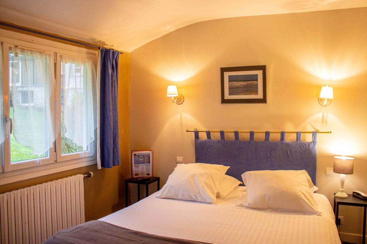Hostellerie Et Spa De La Vieille Ferme Криэль-сюр-Мер Экстерьер фото