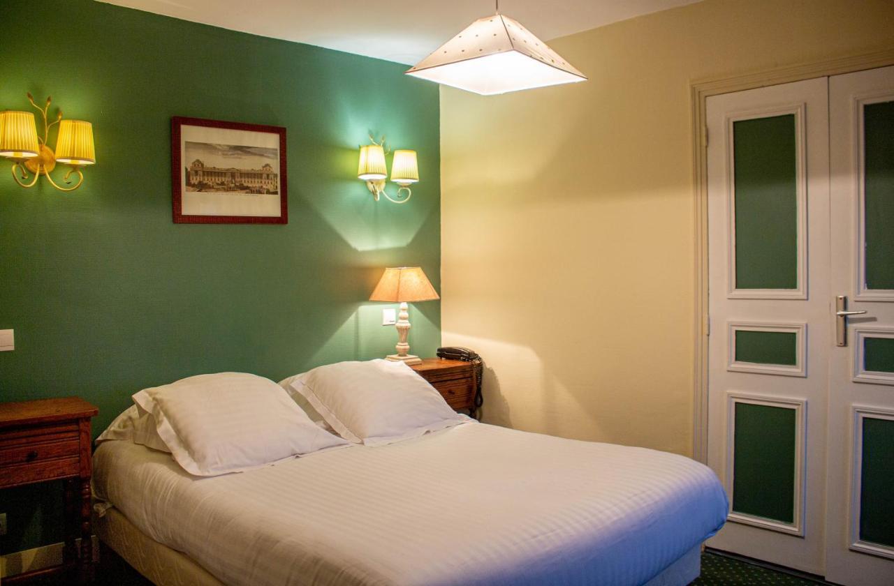 Hostellerie Et Spa De La Vieille Ferme Криэль-сюр-Мер Экстерьер фото