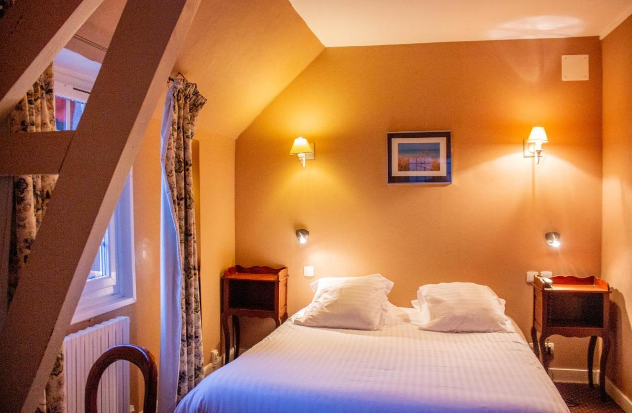 Hostellerie Et Spa De La Vieille Ferme Криэль-сюр-Мер Экстерьер фото